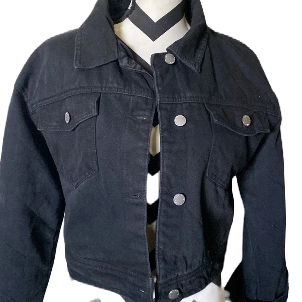 {MILA & TIFF} ~ DENIM COLLECTION- FULLY LINED ~ QUILT LOOK DENIM CROP JACKET - Picture 4 of 11